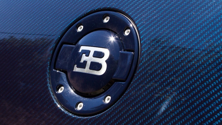 A Regular Guy Drives A Bugatti Veyron Supercar Luxury Items 